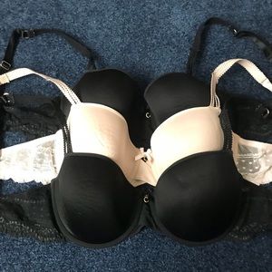 3 Chantelle bras